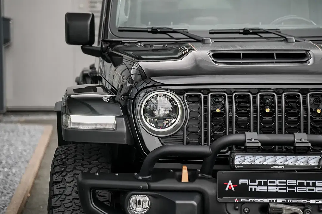 Jeep Wrangler - Thumbnail 31
