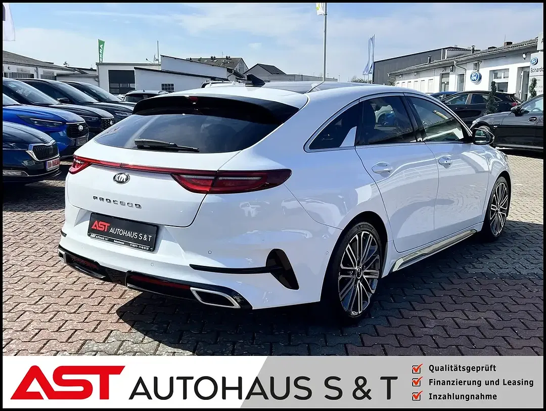 Kia ProCeed / pro_cee'd - Thumbnail 3