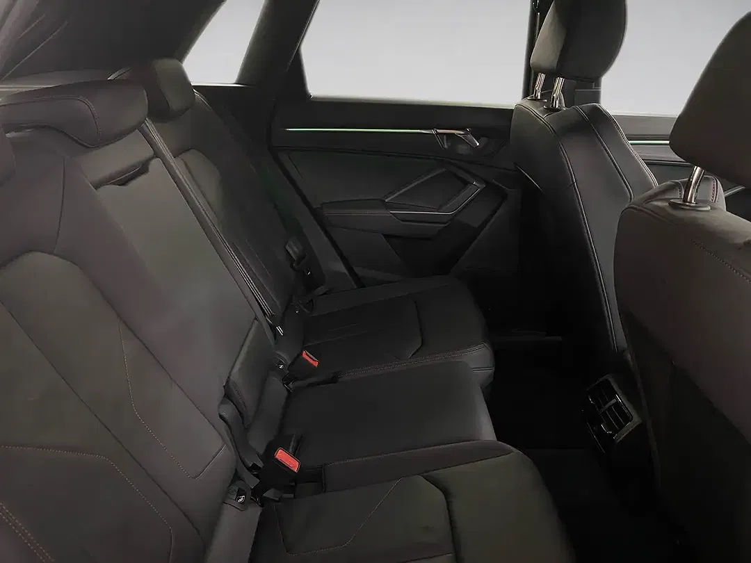 Audi Q3 - Thumbnail 10