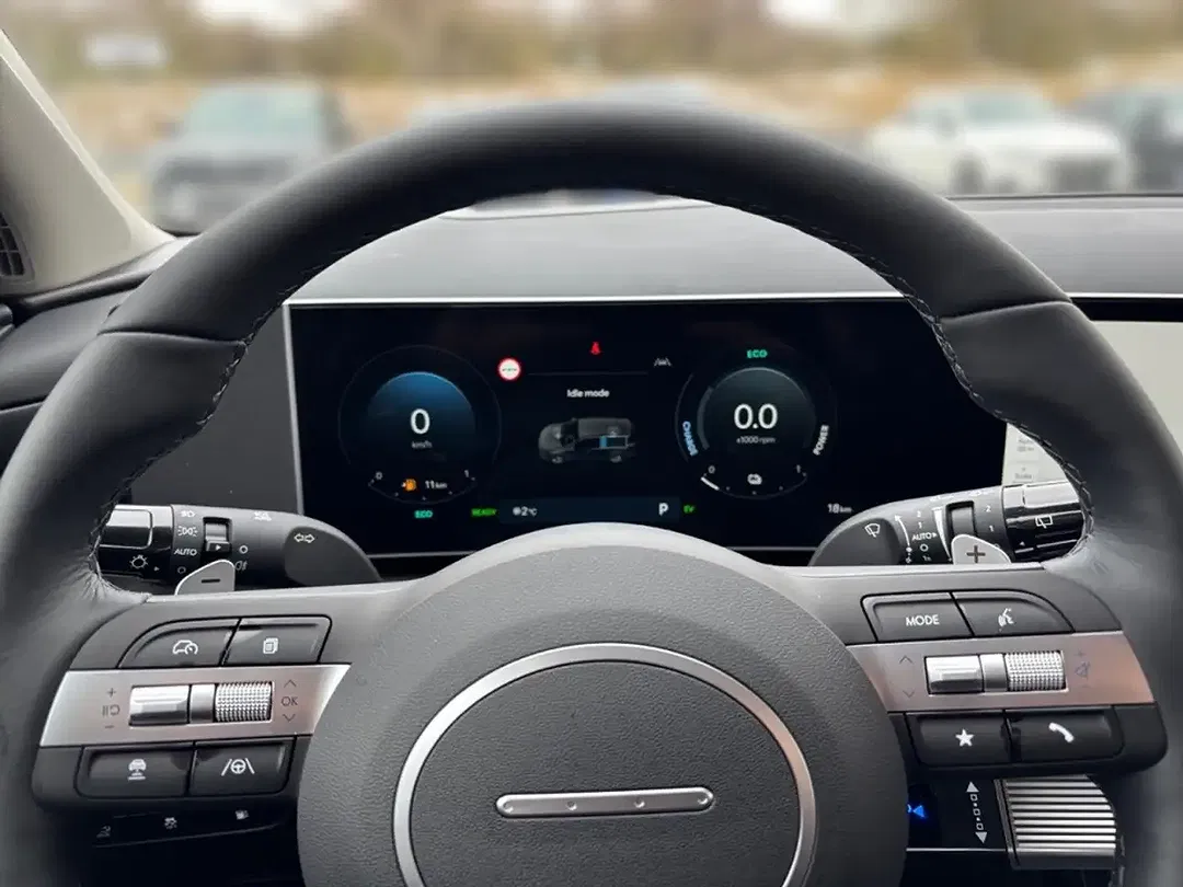 Hyundai TUCSON - Thumbnail 8