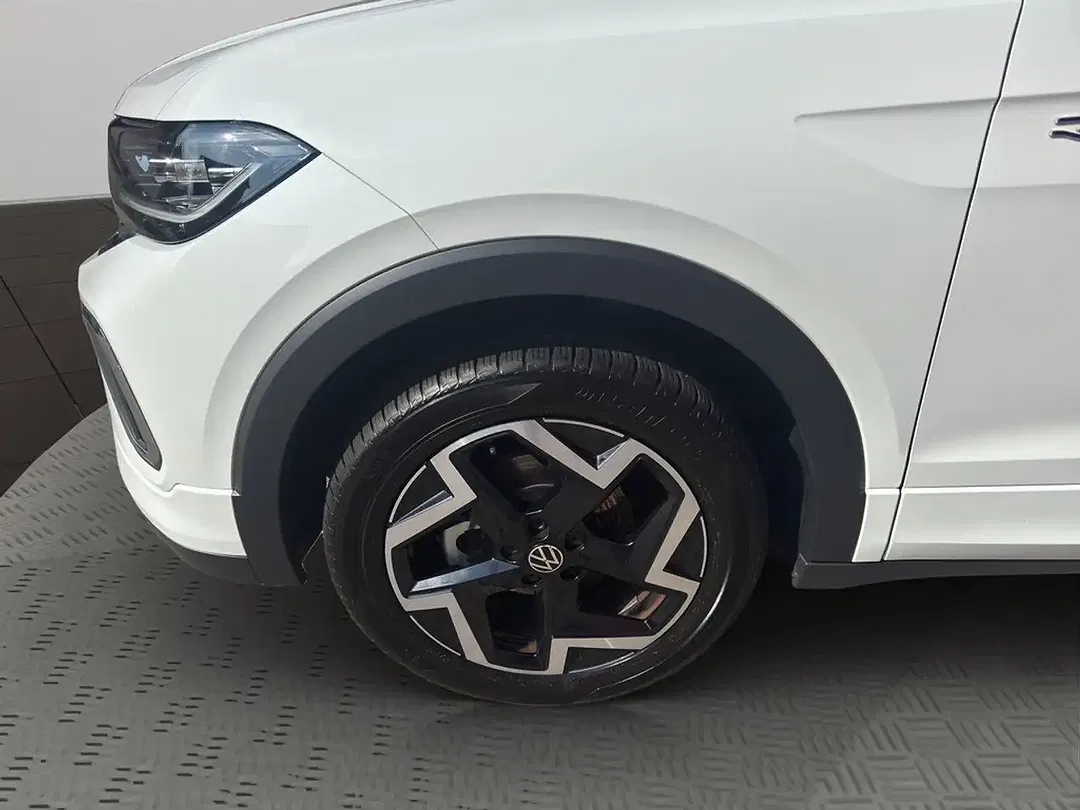 Volkswagen T-Cross - Thumbnail 3