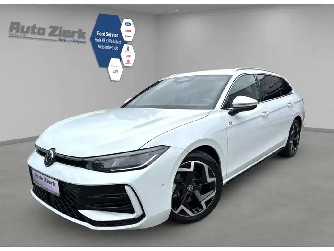 Volkswagen Passat 2.0 TDI DSG R-Line - foto 1