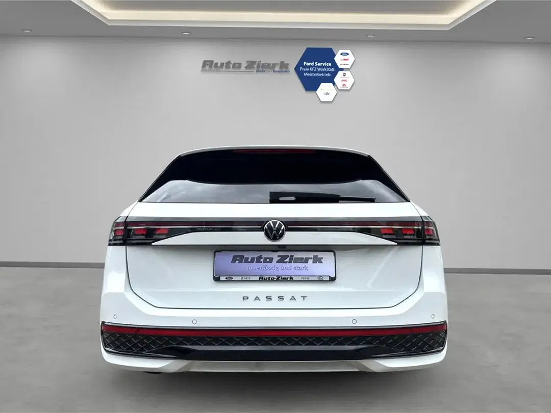 Volkswagen Passat - Thumbnail 5