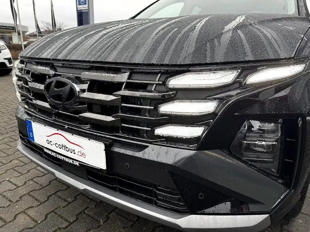 Hyundai TUCSON - Thumbnail 2
