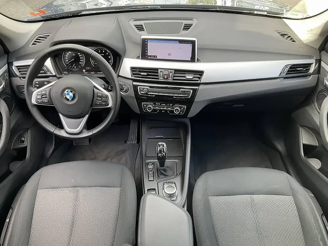 BMW X1 - Thumbnail 10