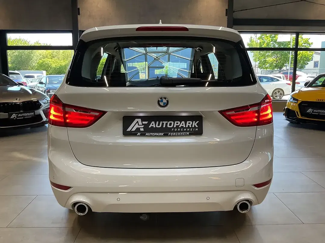 BMW 218 - Thumbnail 5