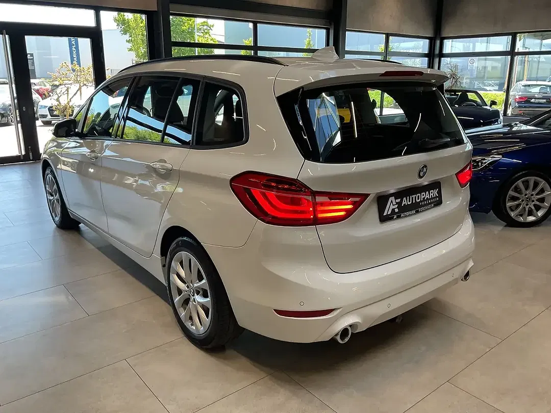BMW 218 - Thumbnail 6