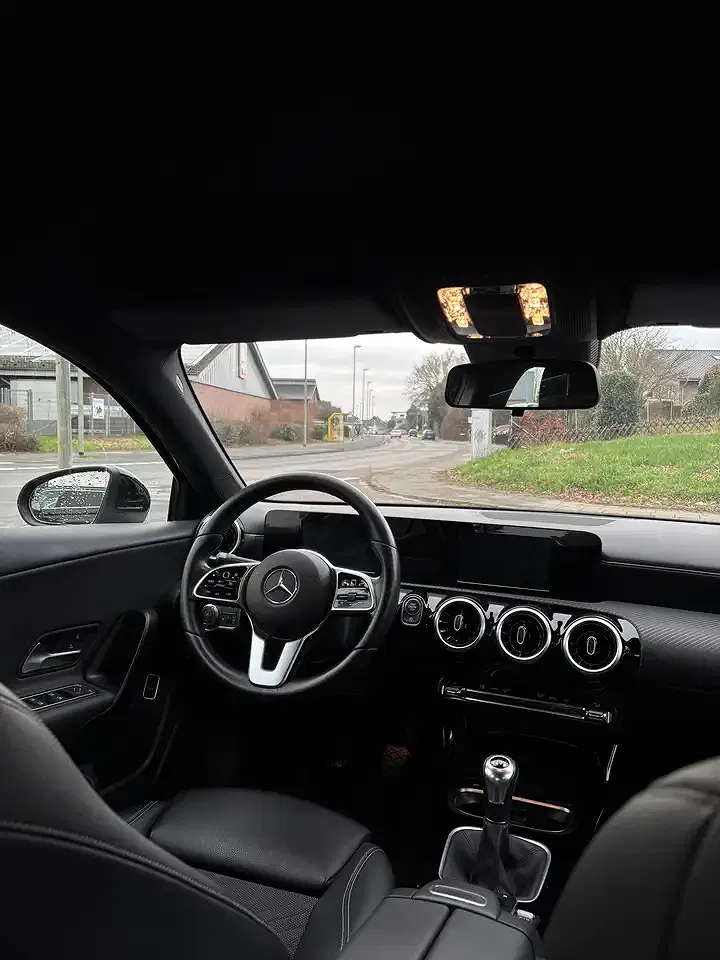 Mercedes-Benz A 180 - Thumbnail 11