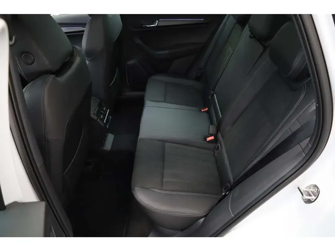 Skoda Karoq - Thumbnail 14