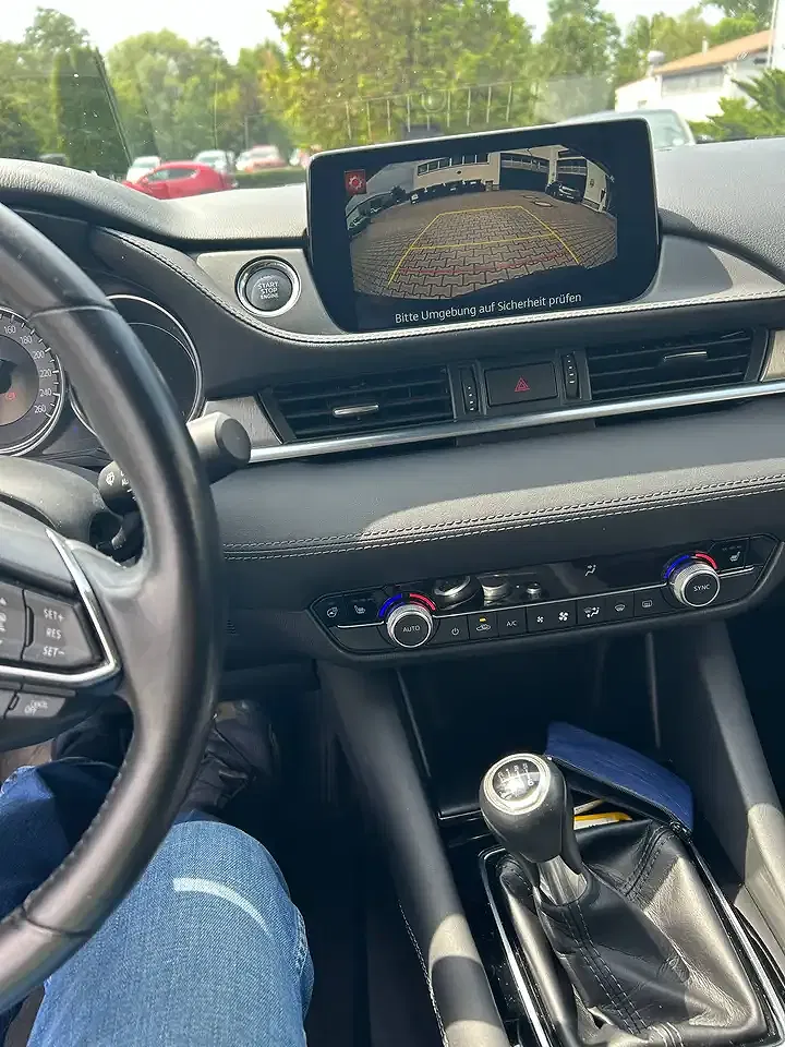Mazda 6 - Thumbnail 12