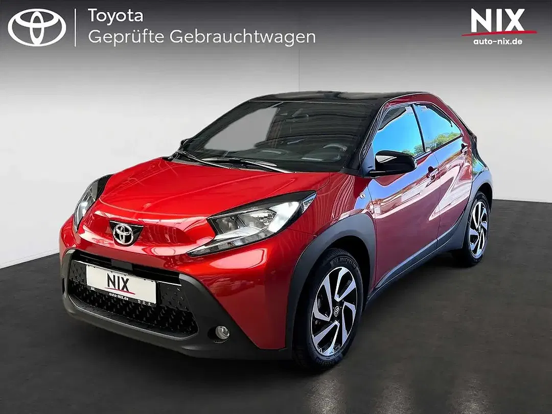 Toyota Aygo X AUT Teamplayer - foto 1