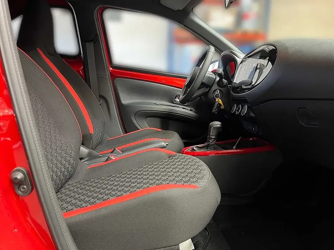 Toyota Aygo X - Thumbnail 6