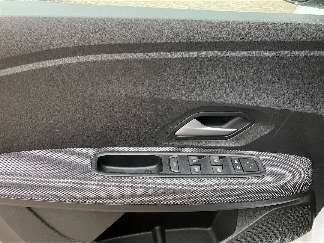 Dacia Sandero - Thumbnail 15