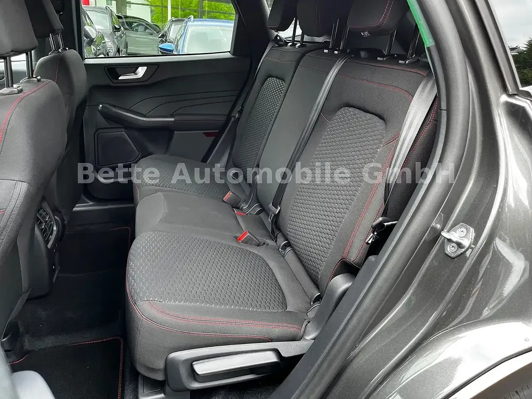 Ford Kuga - Thumbnail 10
