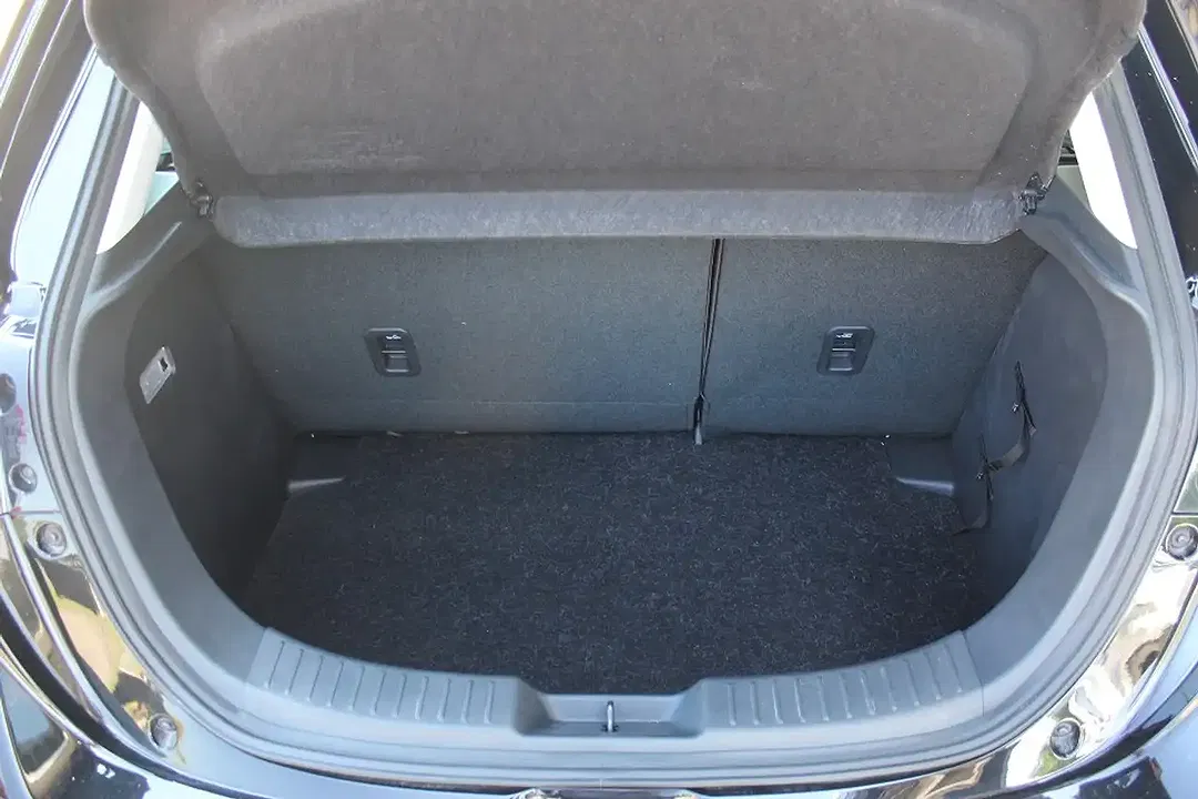 Mazda 2 - Thumbnail 8