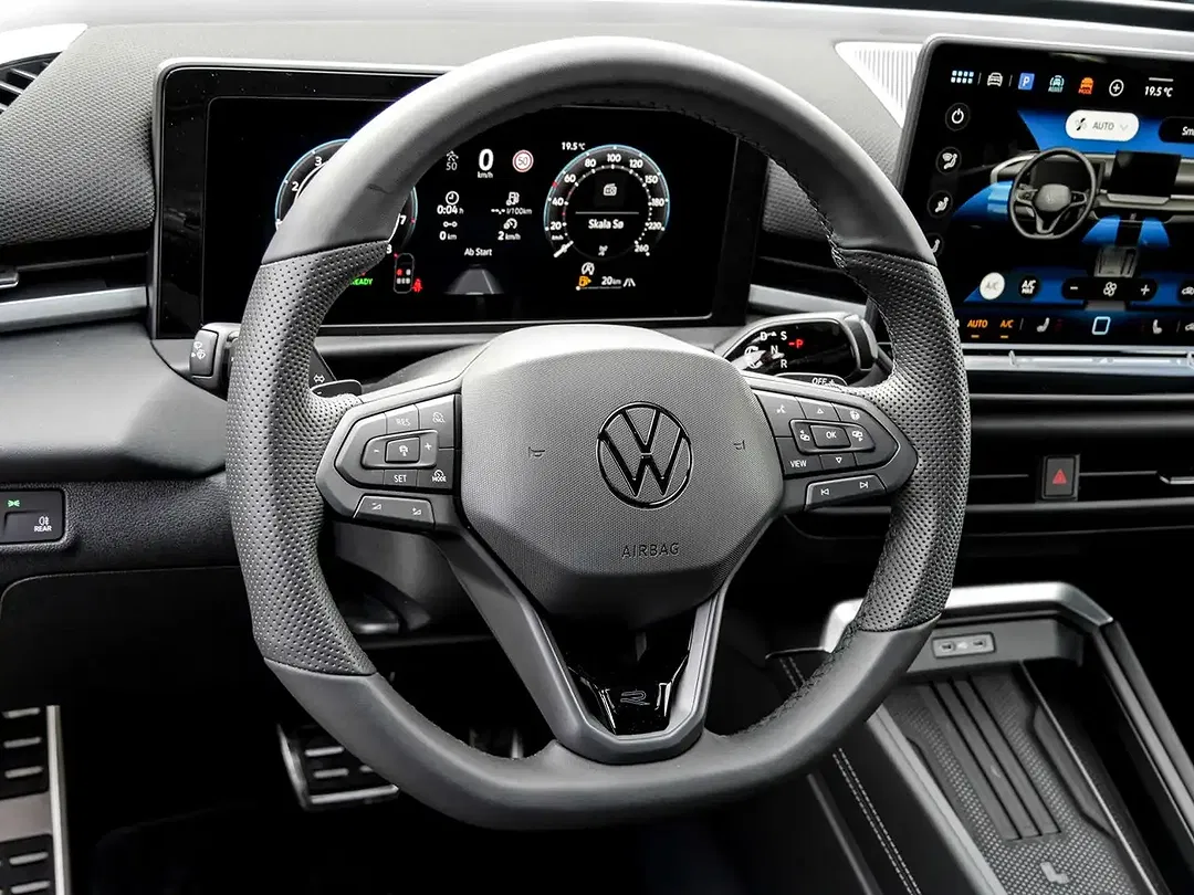 Volkswagen T-Roc - Thumbnail 9
