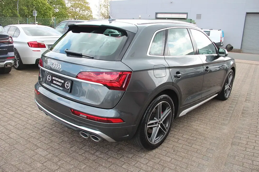 Audi SQ5 - Thumbnail 4