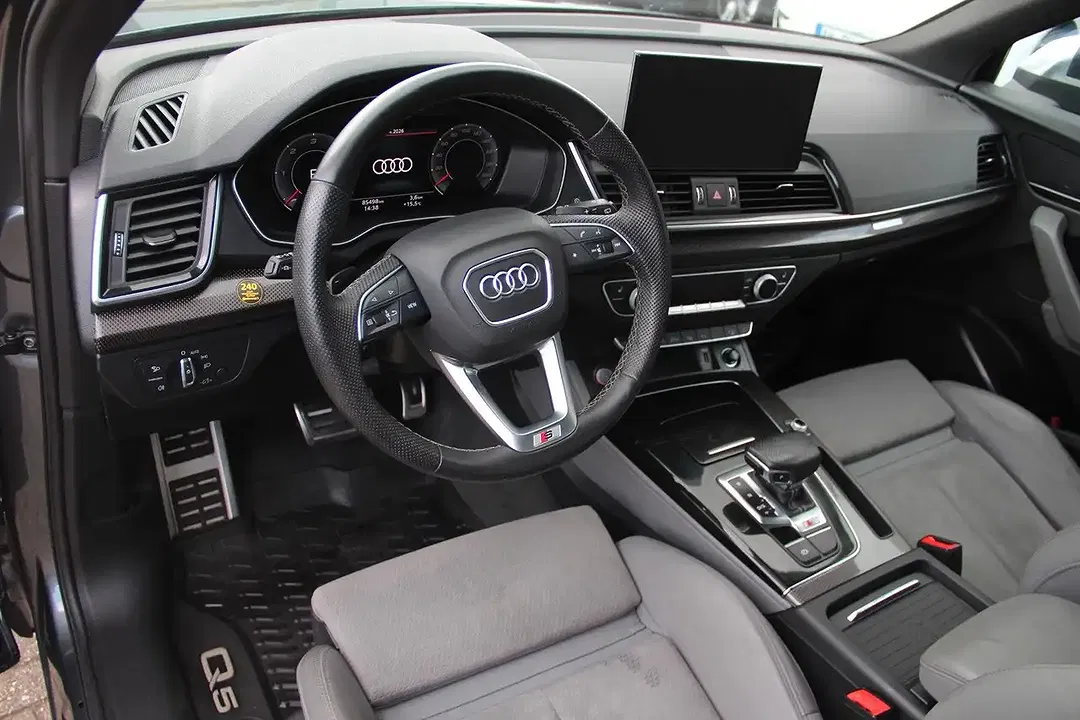 Audi SQ5 - Thumbnail 6