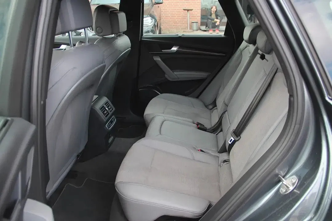 Audi SQ5 - Thumbnail 8