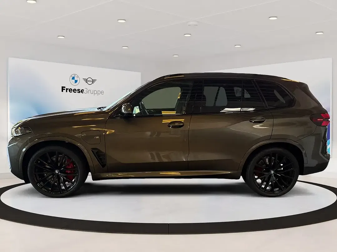 BMW X5 - Thumbnail 3