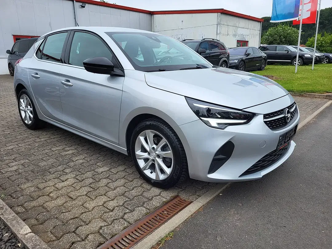 Opel Corsa - Thumbnail 2