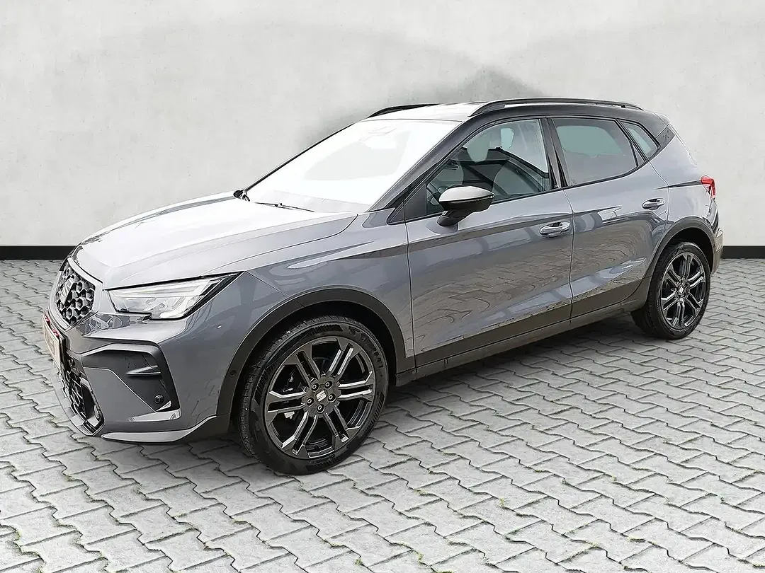 SEAT Arona - Thumbnail 3