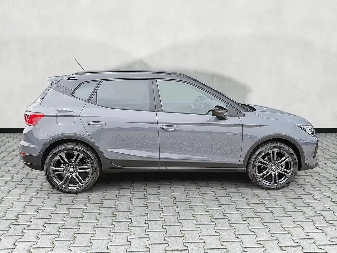 SEAT Arona - Thumbnail 8
