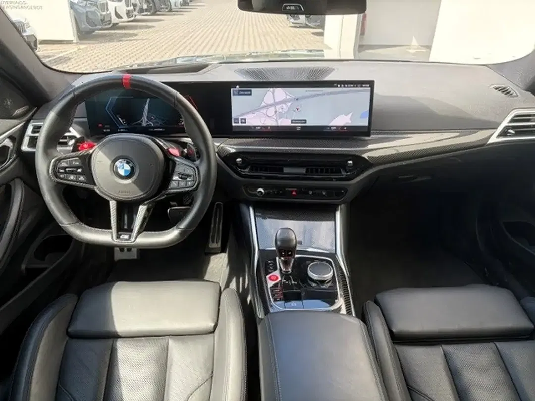 BMW M4 - Thumbnail 10
