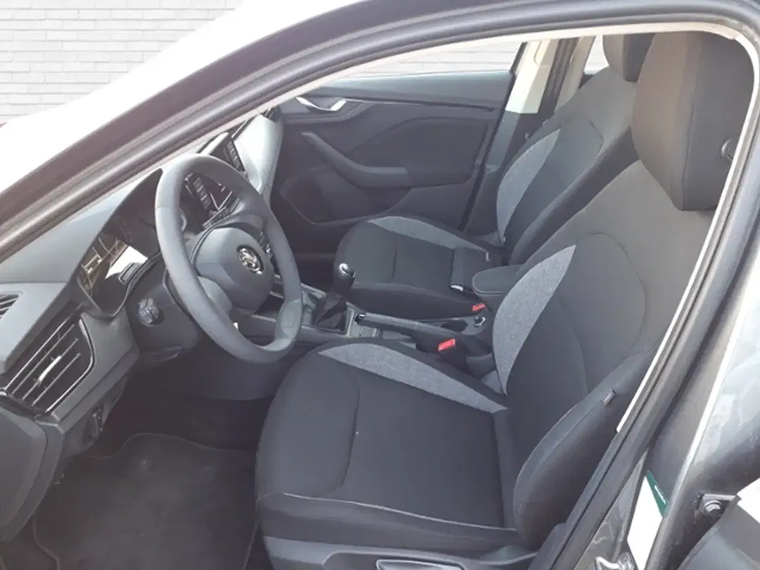 Skoda Scala - Thumbnail 5