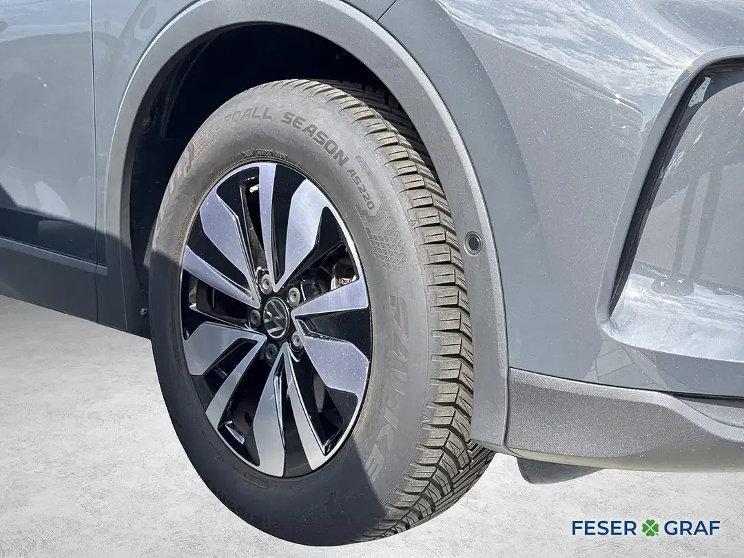 Volkswagen Tiguan - Thumbnail 4