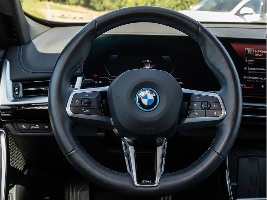 BMW X1 - Thumbnail 12