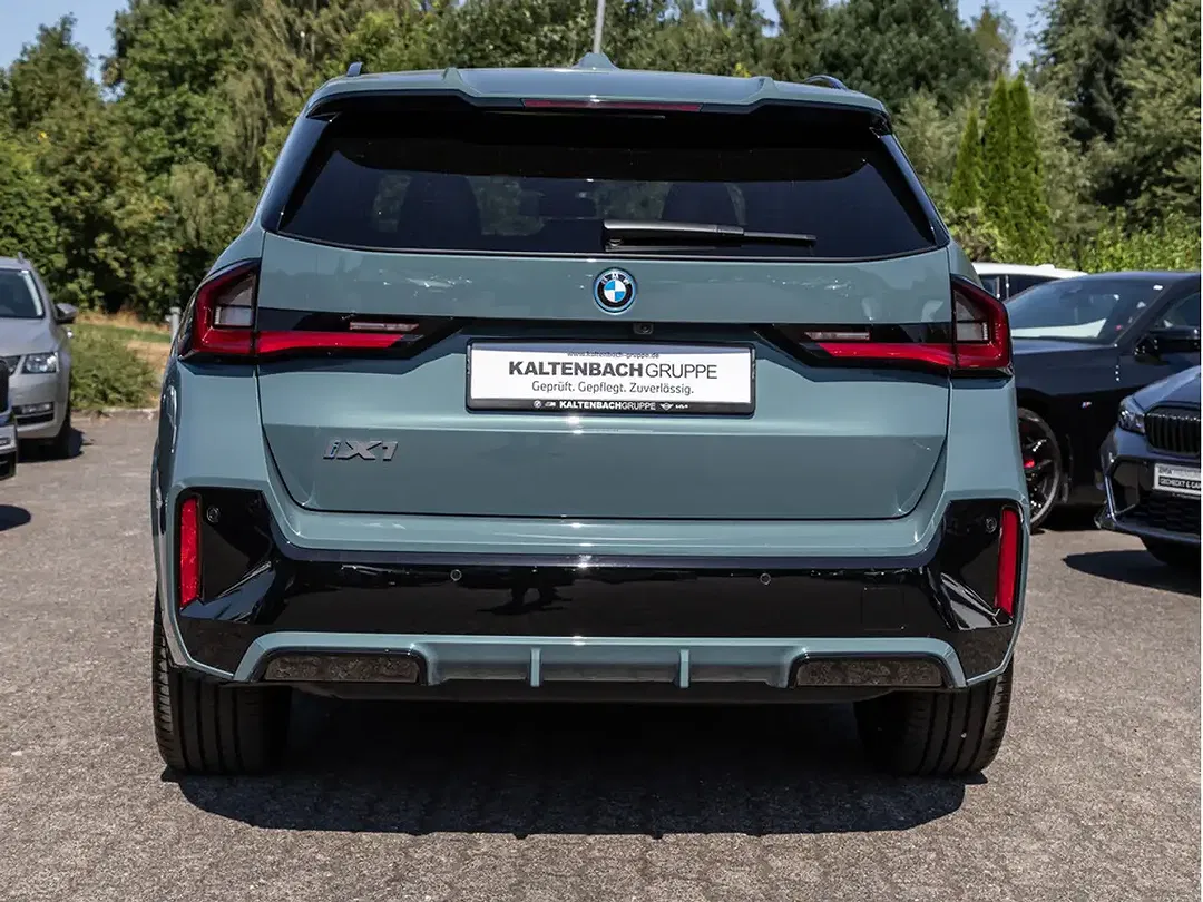 BMW X1 - Thumbnail 5