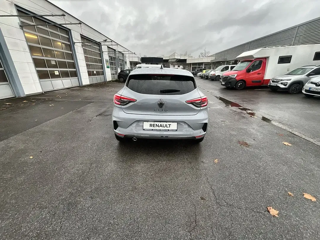 Renault Clio - Thumbnail 12