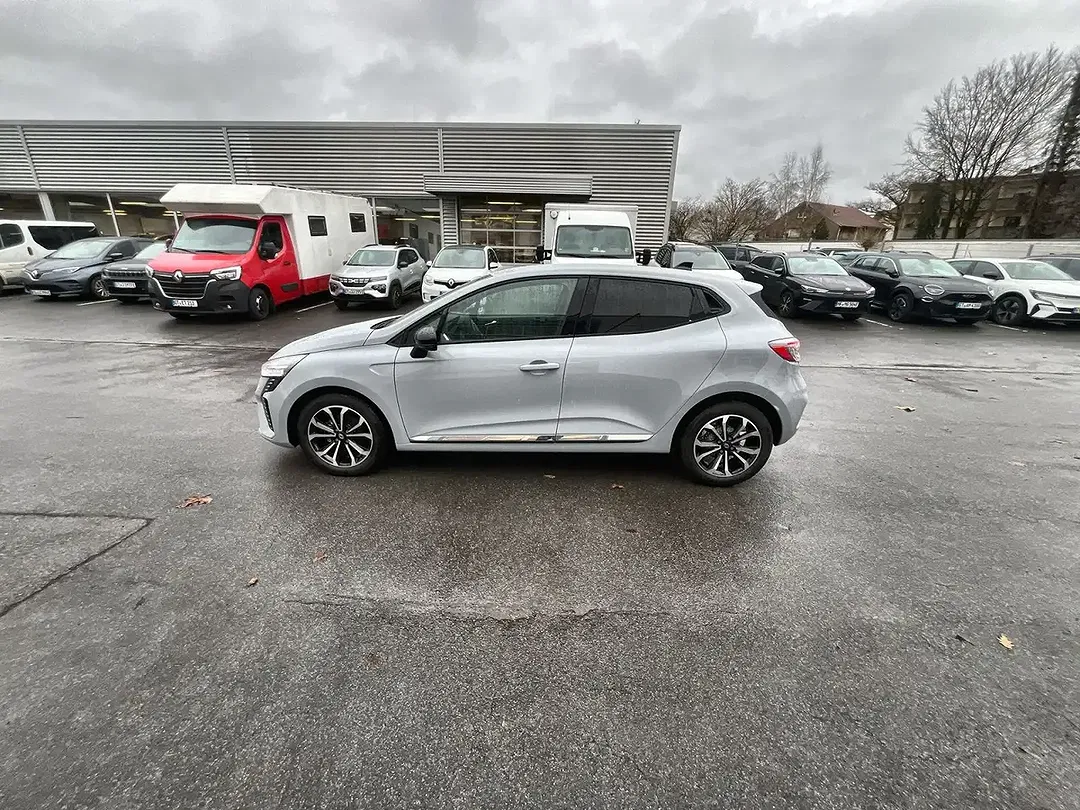 Renault Clio - Thumbnail 13