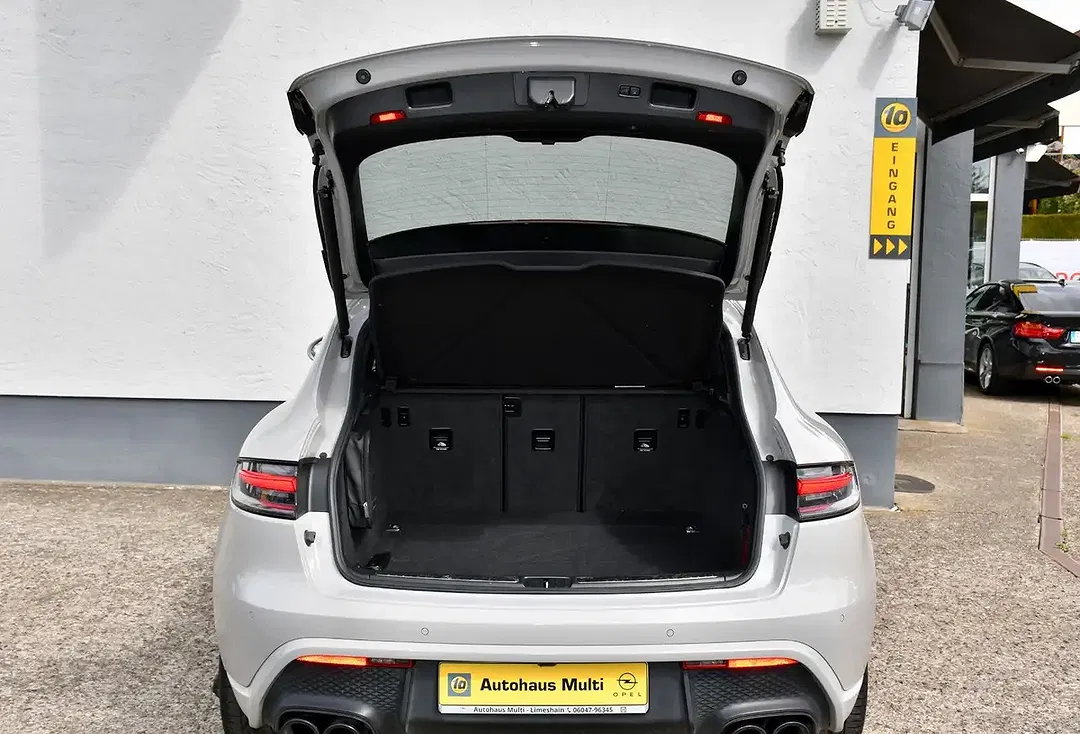 Porsche Macan - Thumbnail 10