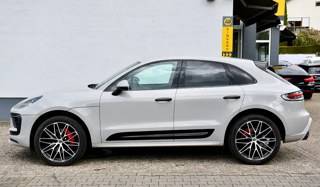 Porsche Macan - Thumbnail 5