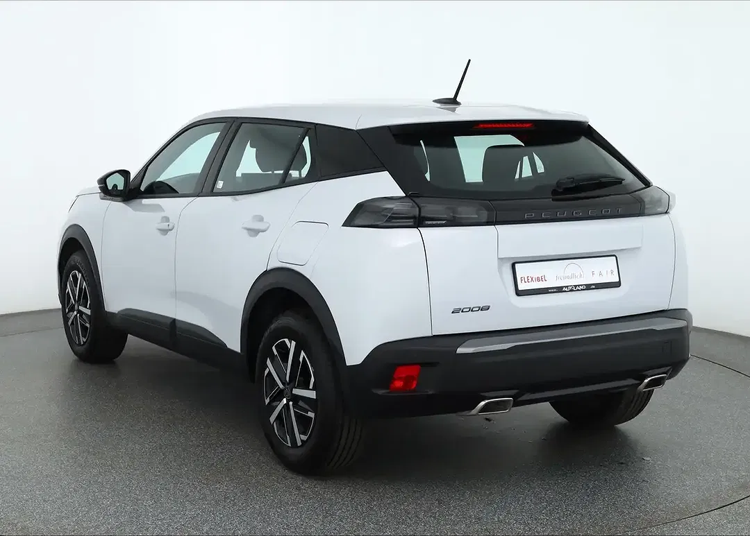 Peugeot 2008 - Thumbnail 3