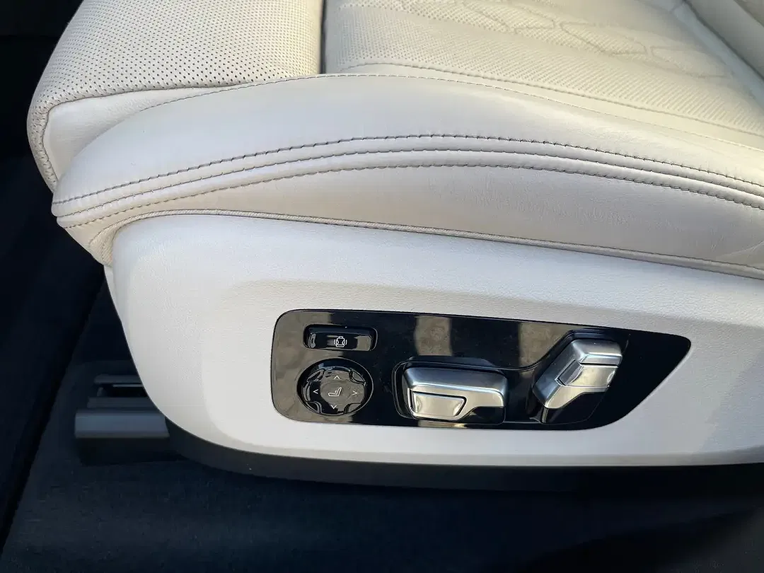 BMW X5 - Thumbnail 12