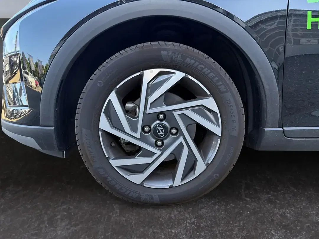 Hyundai BAYON - Thumbnail 14