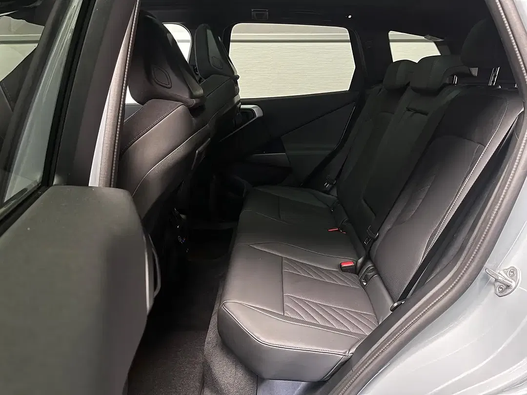 BMW X3 - Thumbnail 6