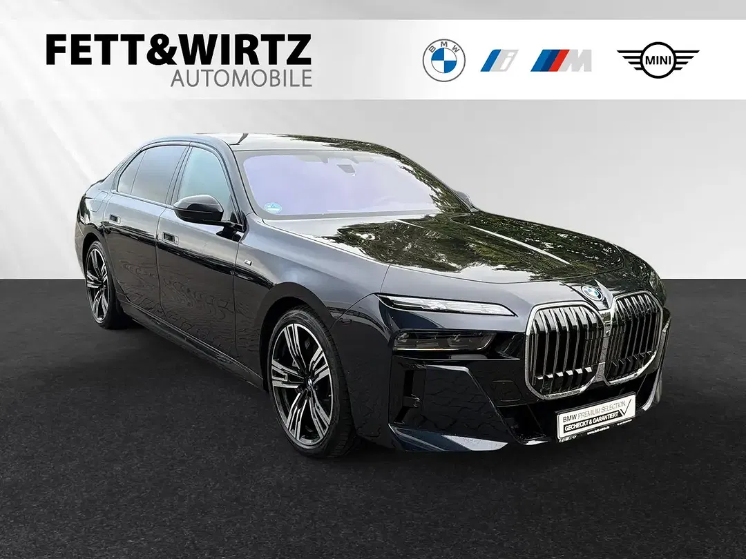 BMW 750 xDrive - foto 1