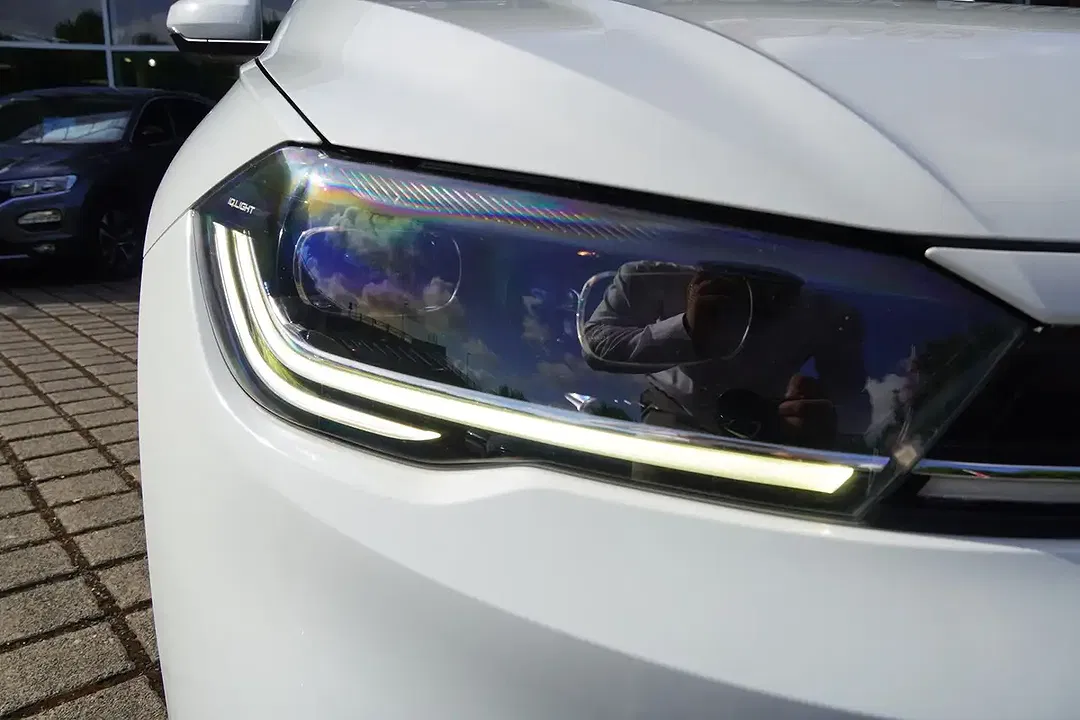 Volkswagen Polo - Thumbnail 9