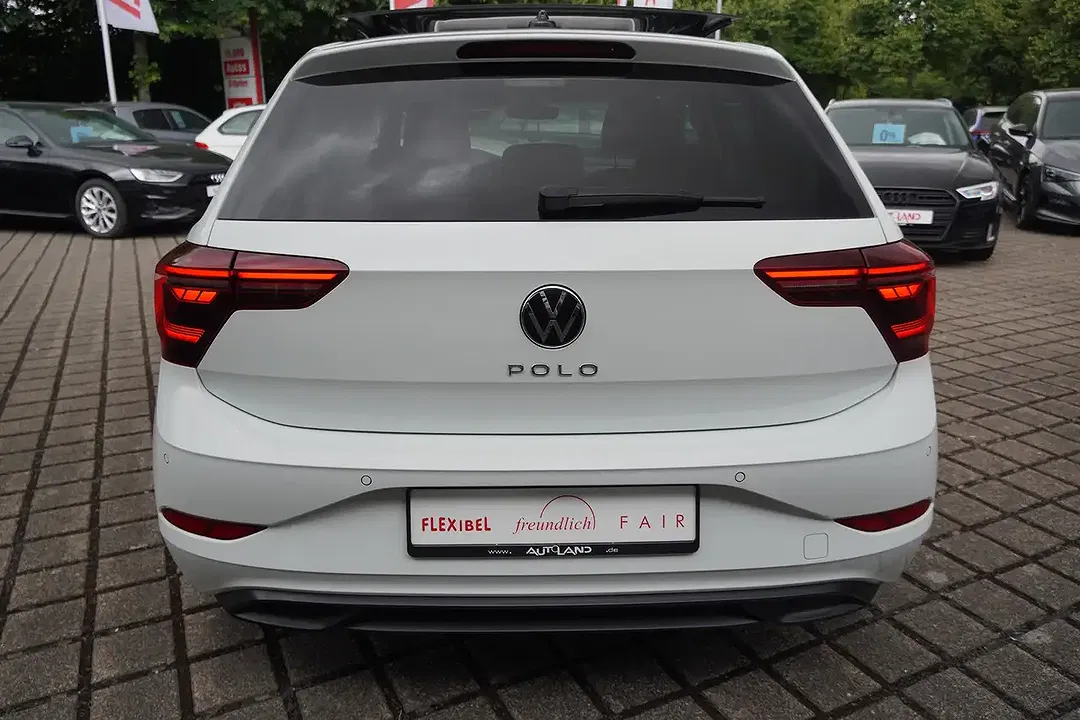 Volkswagen Polo - Thumbnail 11
