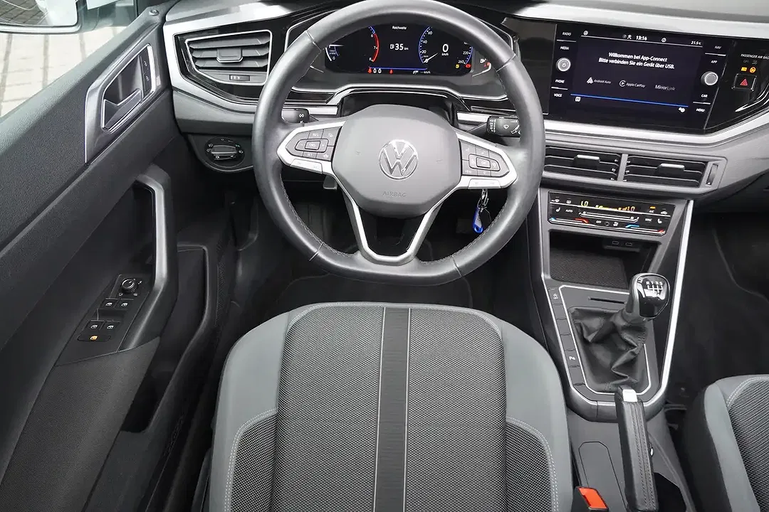 Volkswagen Polo - Thumbnail 14
