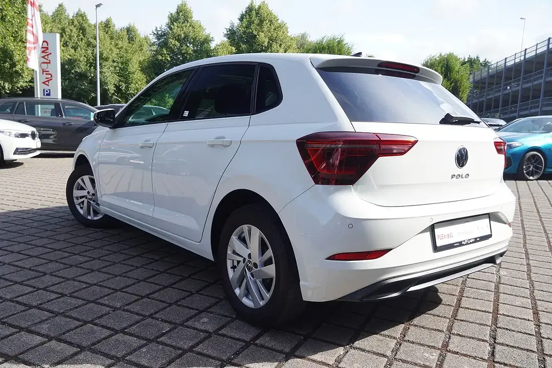 Volkswagen Polo - Thumbnail 3
