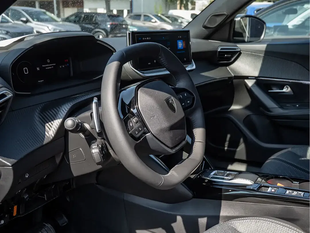 Peugeot 2008 - Thumbnail 15
