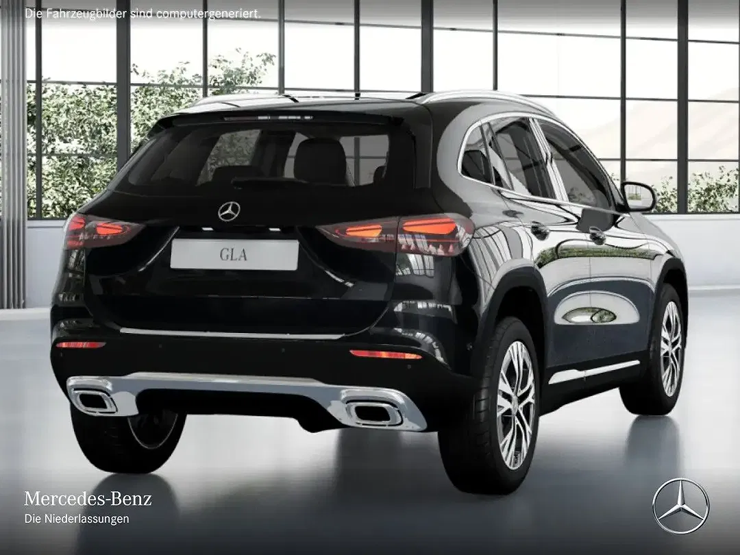 Mercedes-Benz GLA 200 - Thumbnail 4