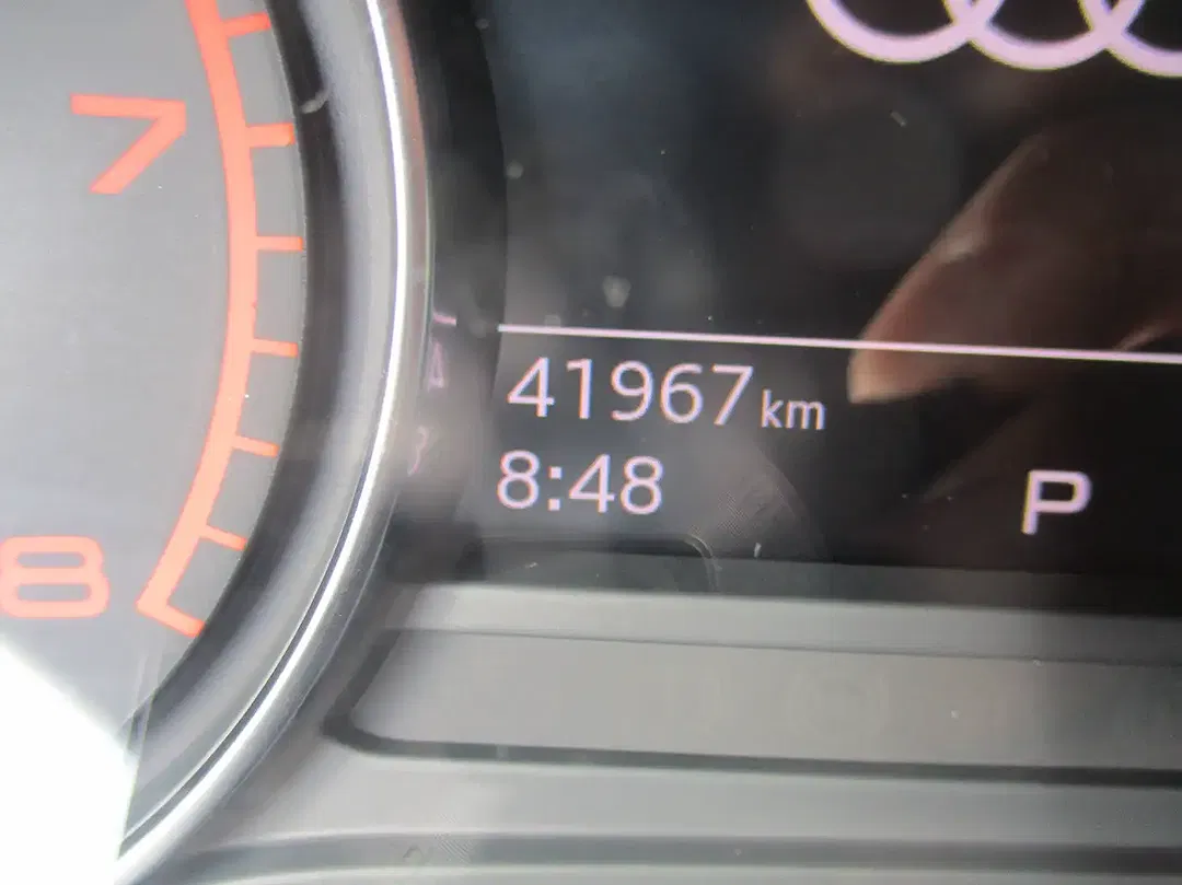 Audi A4 - Thumbnail 11