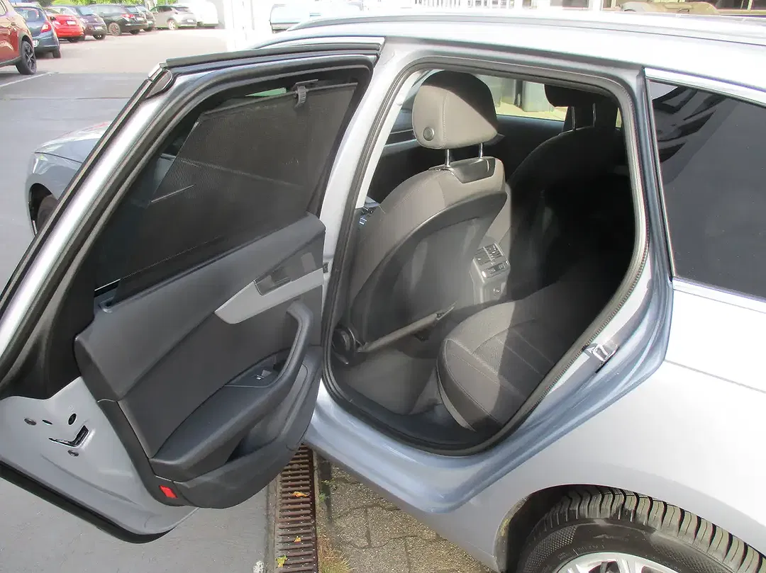 Audi A4 - Thumbnail 13