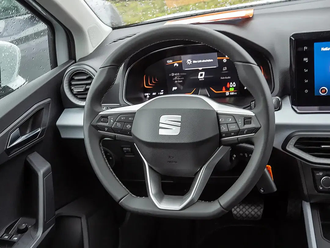 SEAT Arona - Thumbnail 7